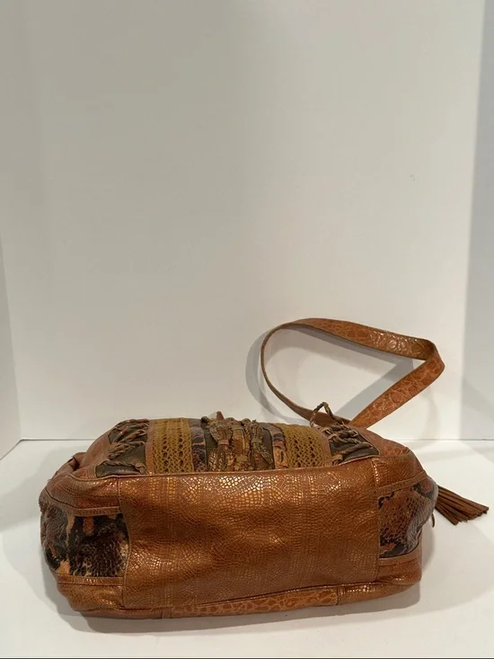 Sharif Studio Leather Crossbody/Hobo Bag - Picture 4 of 6